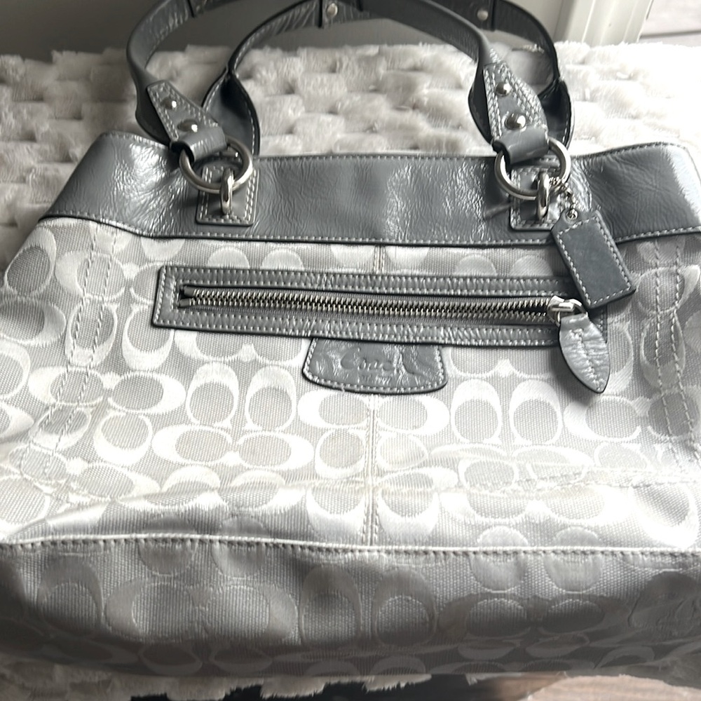 Coach Signature Grey